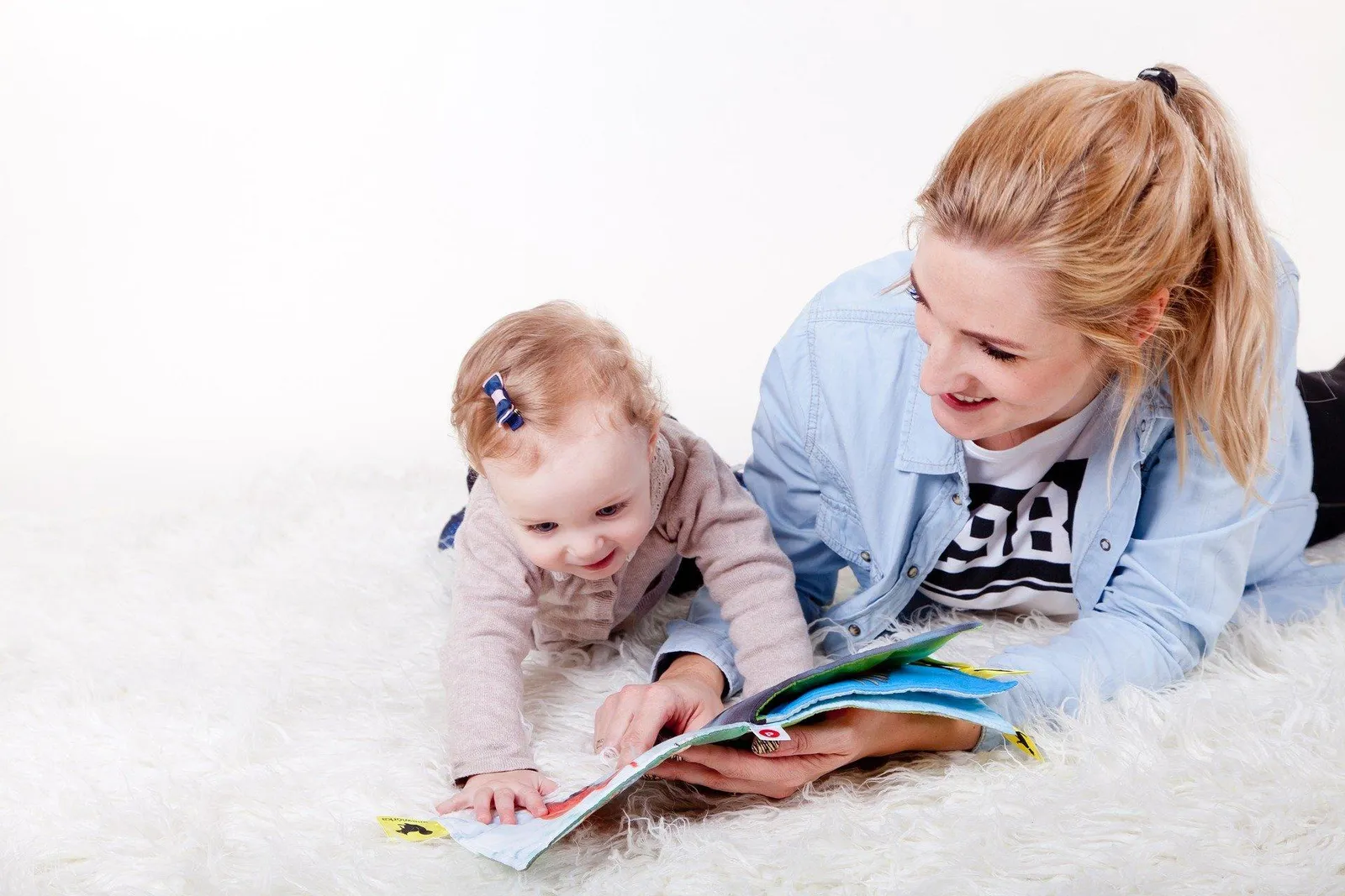 Quels moyens originaux employer pour mettre son enfant à la lecture ?