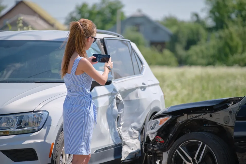 Que faire en cas de sinistre automobile ? les démarches auprès de votre assurance auto